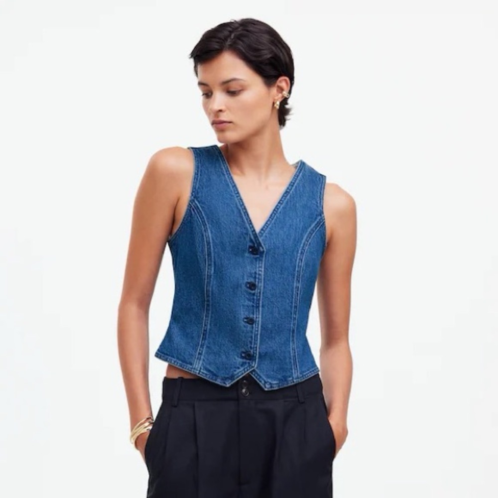 NWT madewell denim fitted vest in medium indigo wash